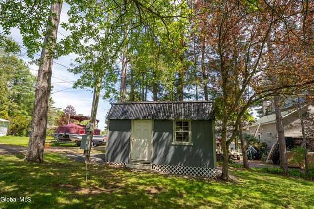 120 Longview Drive, Mayfield, NY 12078