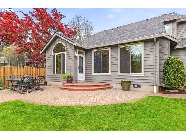 17900 Sw FREDERICK Ln, Sherwood, OR 97140