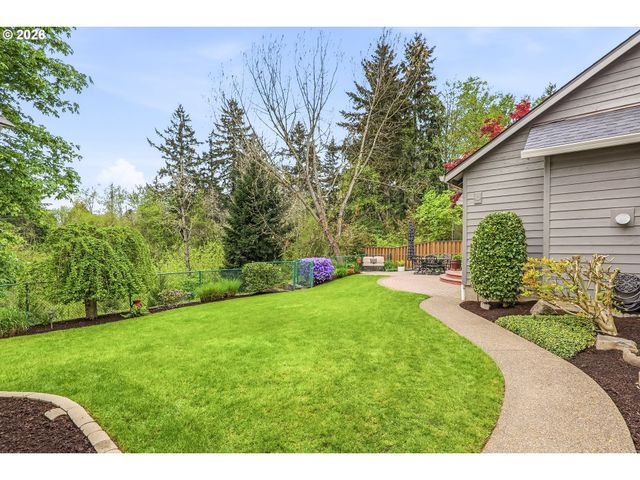 17900 Sw FREDERICK Ln, Sherwood, OR 97140