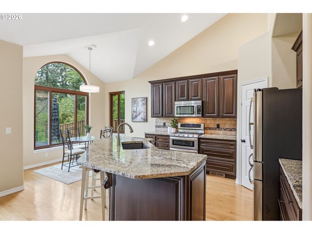 17900 Sw FREDERICK Ln, Sherwood, OR 97140