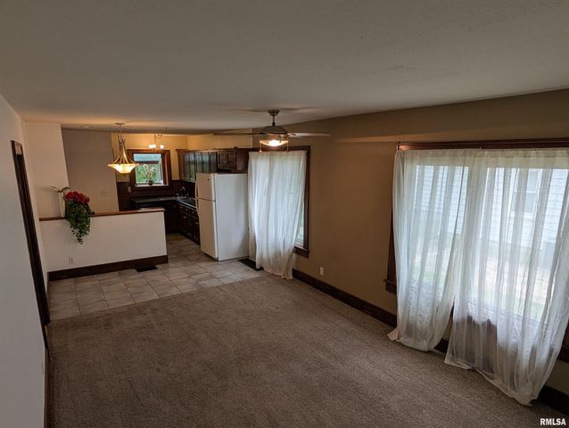 1120 N Amos Street, Springfield, IL 62702