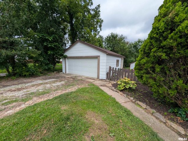 1120 N Amos Street, Springfield, IL 62702