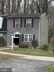 6021 APPLEGARTH PL, Capitol Heights, MD 20743