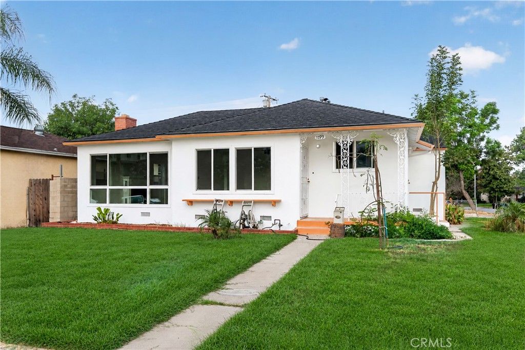 Image 1 of property listing at 1199 N Citrus Avenue, Covina, CA 91722