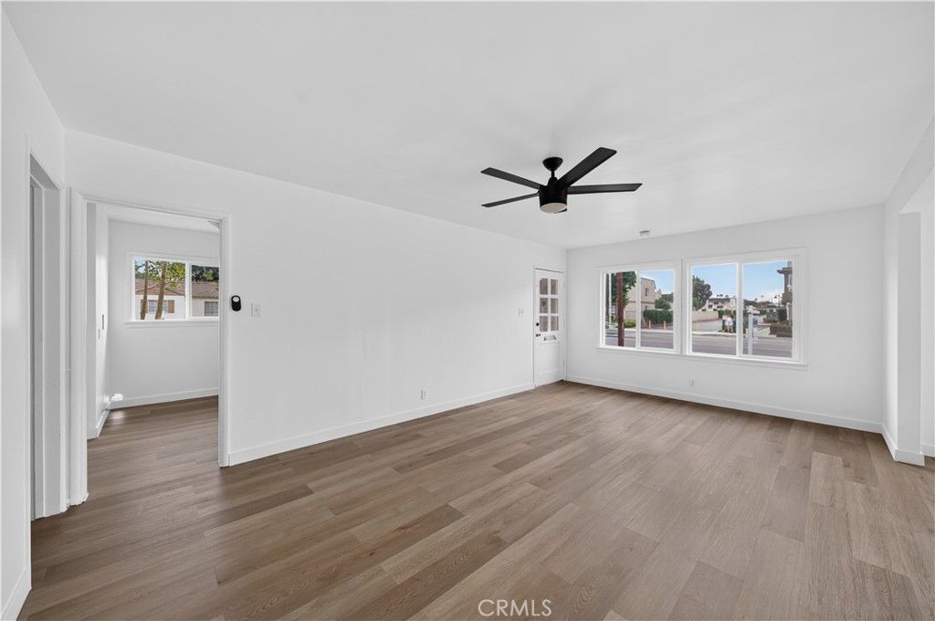 Image 10 of property listing at 1199 N Citrus Avenue, Covina, CA 91722