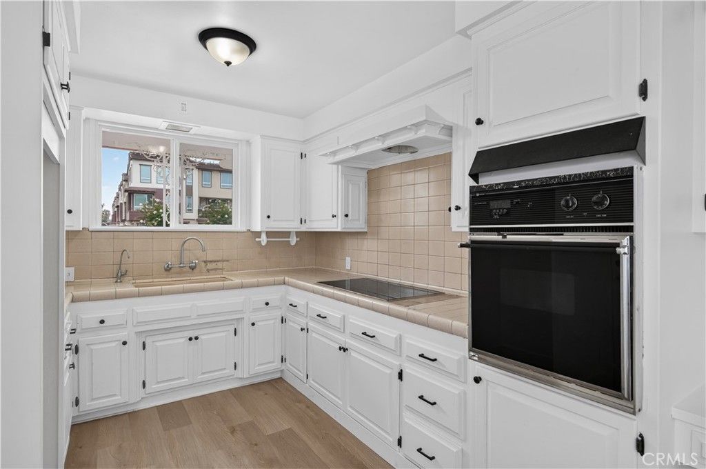 Image 11 of property listing at 1199 N Citrus Avenue, Covina, CA 91722