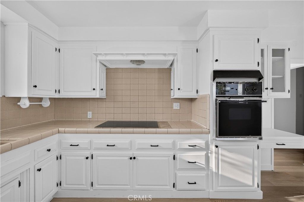 Image 16 of property listing at 1199 N Citrus Avenue, Covina, CA 91722