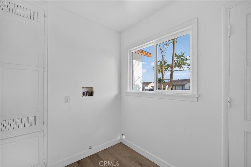 Image 17 of property listing at 1199 N Citrus Avenue, Covina, CA 91722