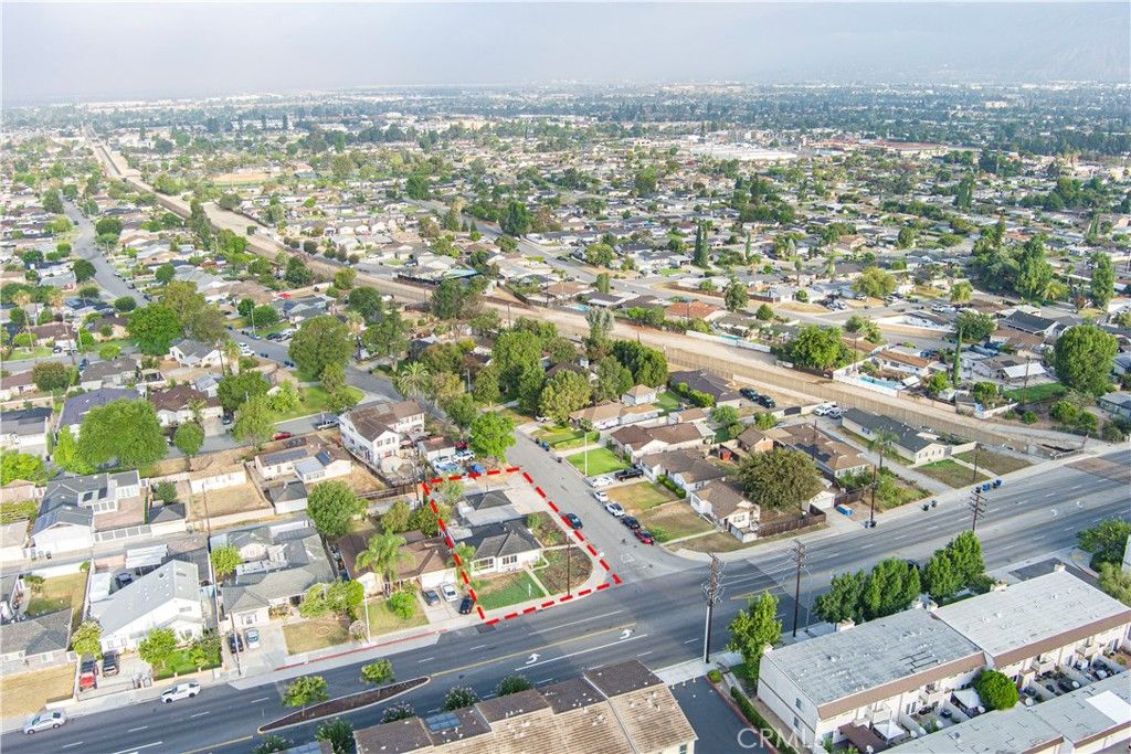 Image 29 of property listing at 1199 N Citrus Avenue, Covina, CA 91722