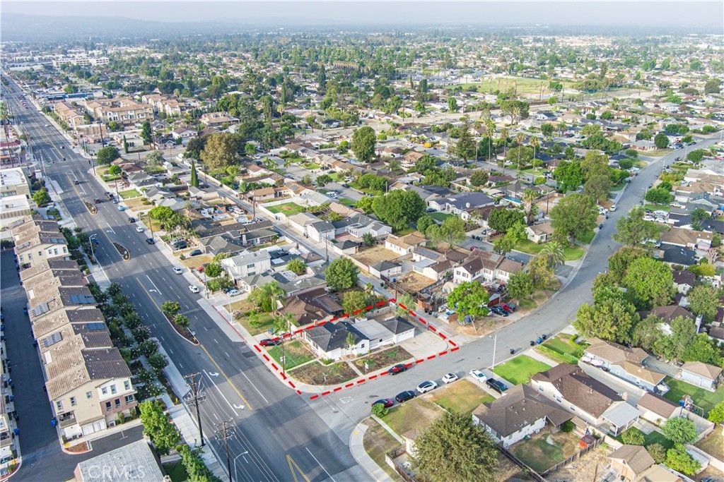 Image 31 of property listing at 1199 N Citrus Avenue, Covina, CA 91722