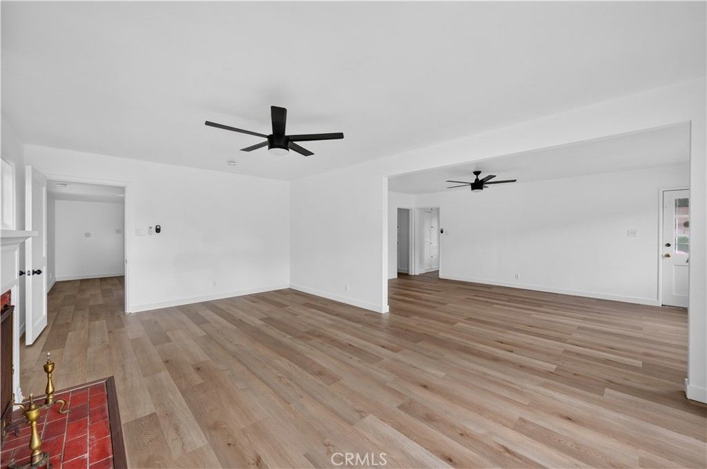 Image 7 of property listing at 1199 N Citrus Avenue, Covina, CA 91722