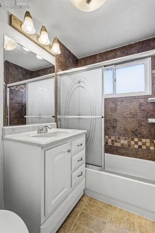 2504 N Union Boulevard, Colorado Springs, CO 80909