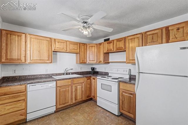 2504 N Union Boulevard, Colorado Springs, CO 80909