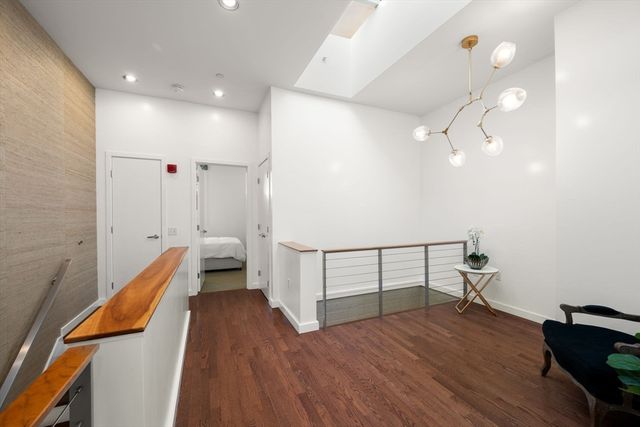 88 Kingston Street PH-7C, Boston, MA 02111
