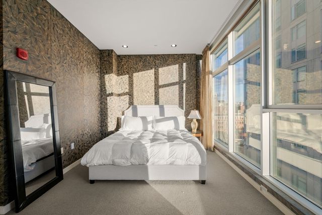 88 Kingston Street PH-7C, Boston, MA 02111