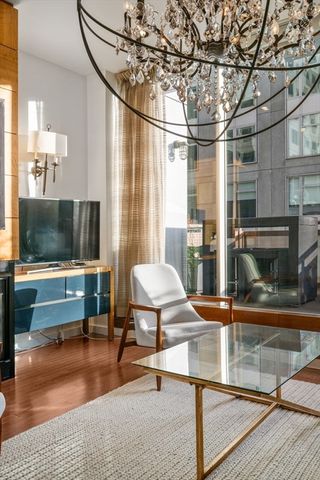 88 Kingston Street PH-7C, Boston, MA 02111