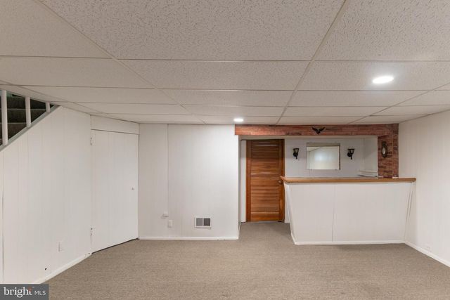 8156 LOCH RAVEN BLVD, Baltimore, MD 21286