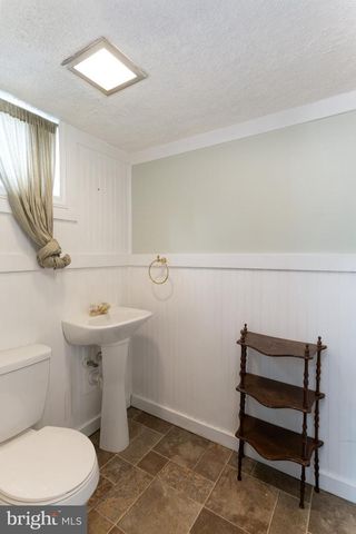 8156 LOCH RAVEN BLVD, Baltimore, MD 21286