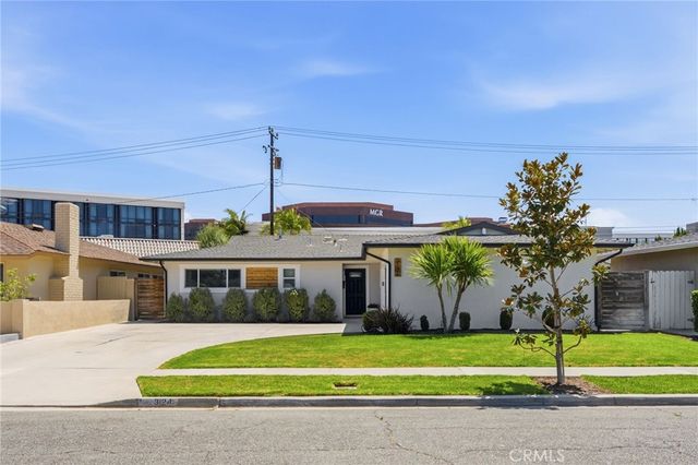 3124 Trinity, Costa Mesa, CA 92626