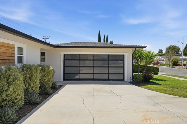 3124 Trinity, Costa Mesa, CA 92626