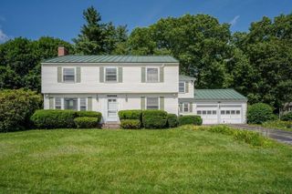 12 Longmeadow Road, Dover, NH 03820