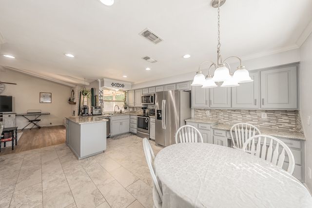 4108 Longleaf Lane, Fort Worth, TX 76137