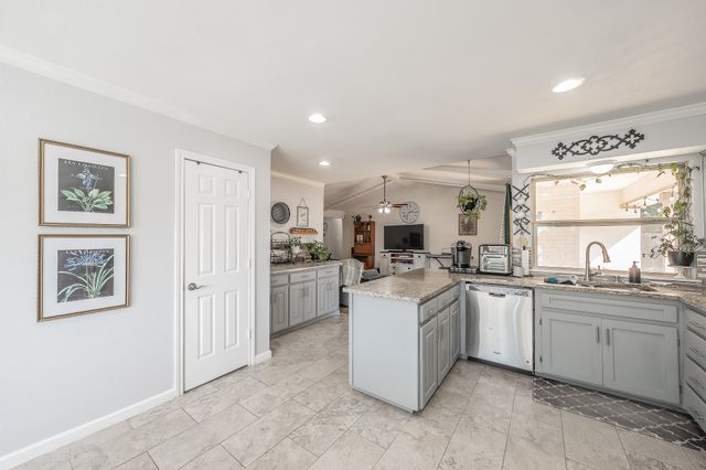 4108 Longleaf Lane, Fort Worth, TX 76137