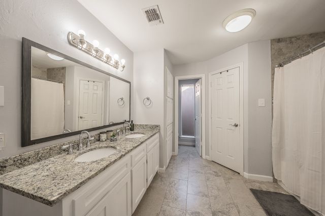 4108 Longleaf Lane, Fort Worth, TX 76137