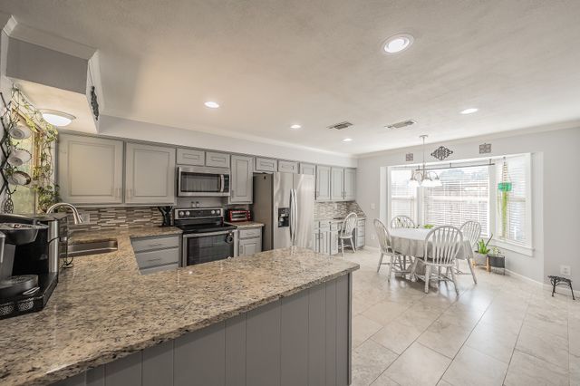 4108 Longleaf Lane, Fort Worth, TX 76137
