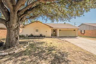 4108 Longleaf Lane, Fort Worth, TX 76137