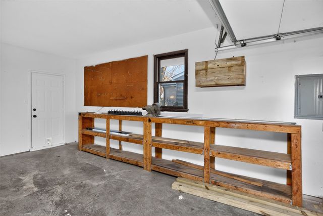 671 Marlou Parkway, Des Moines, IA 50320