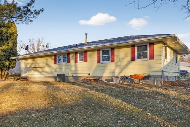 671 Marlou Parkway, Des Moines, IA 50320