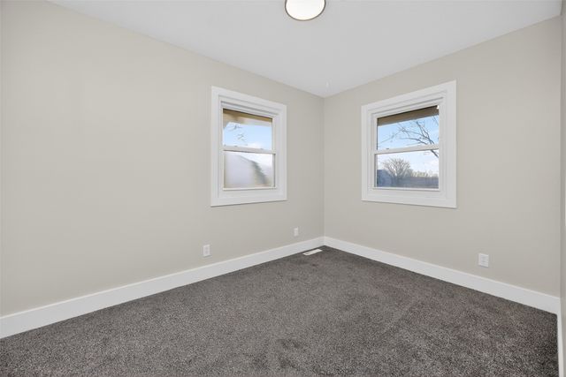 671 Marlou Parkway, Des Moines, IA 50320