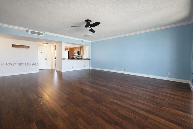 2300 NE 33rd Ave 606, Fort Lauderdale, FL 33305