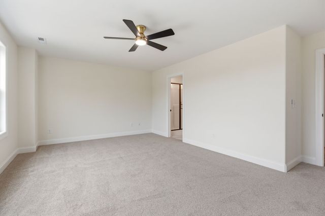 293 Spring St, La Vergne, TN 37086
