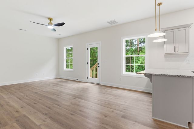 293 Spring St, La Vergne, TN 37086
