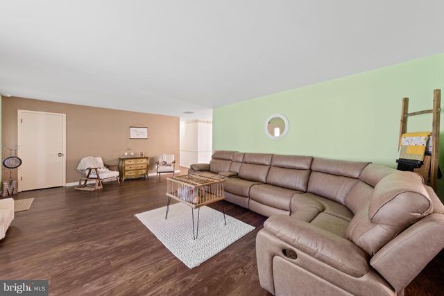 30392 MALLARD DR, Delmar, MD 21875