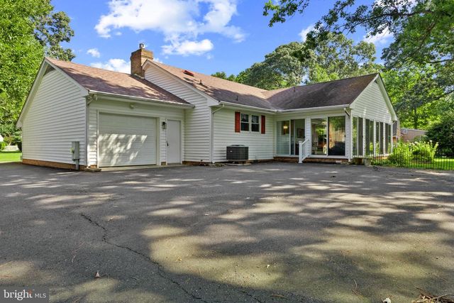 30392 MALLARD DR, Delmar, MD 21875