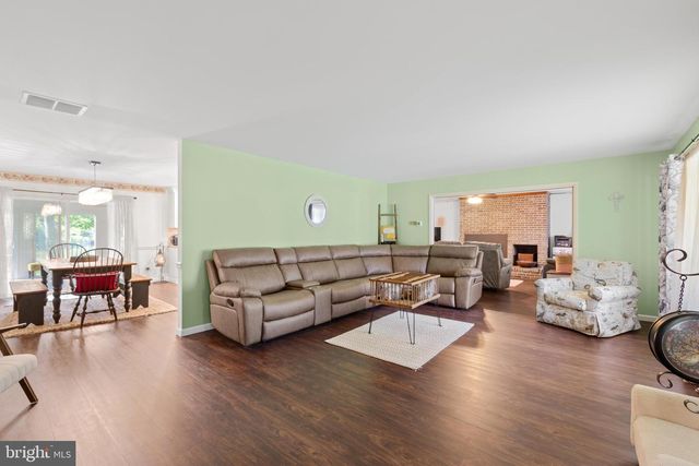 30392 MALLARD DR, Delmar, MD 21875