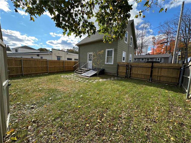 29 Brayton Street, West Warwick, RI 02893