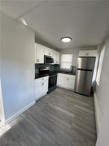 29 Brayton Street, West Warwick, RI 02893