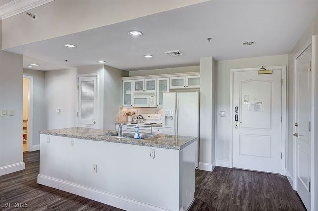 30 Strada Di Villaggio 248, Henderson, NV 89011