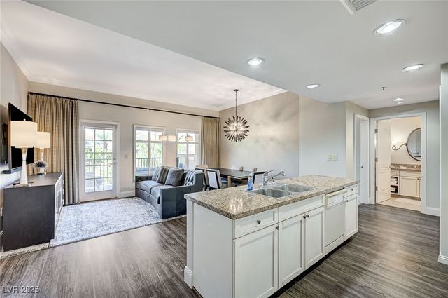 30 Strada Di Villaggio 248, Henderson, NV 89011