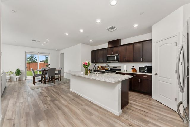 798 Berryessa Way, Plumas Lake, CA 95961