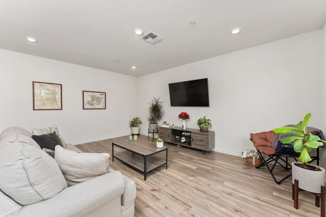 798 Berryessa Way, Plumas Lake, CA 95961