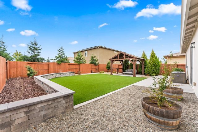 798 Berryessa Way, Plumas Lake, CA 95961