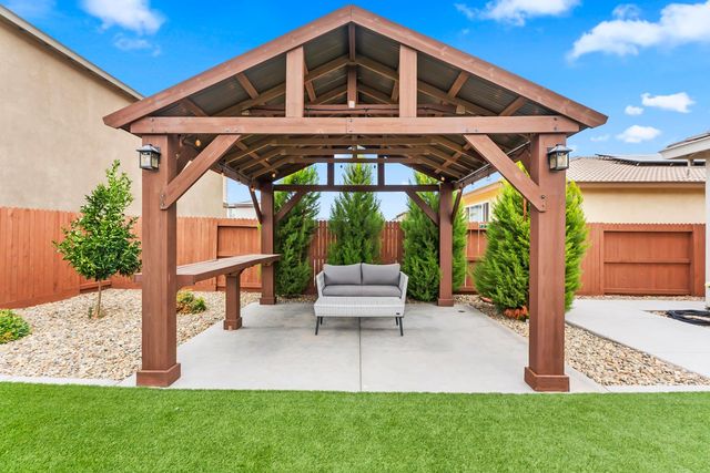 798 Berryessa Way, Plumas Lake, CA 95961