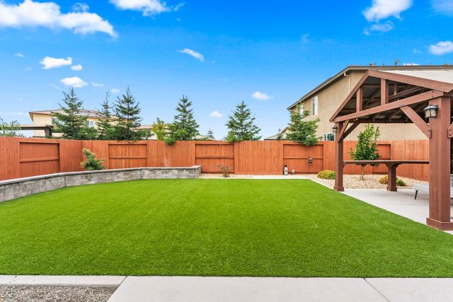 798 Berryessa Way, Plumas Lake, CA 95961