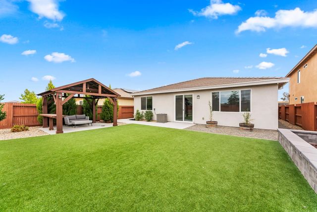 798 Berryessa Way, Plumas Lake, CA 95961