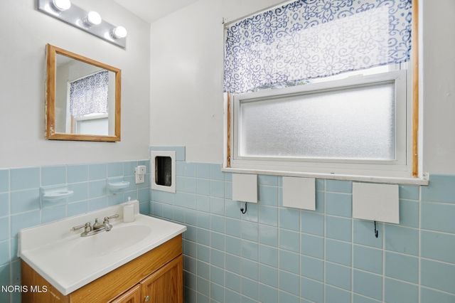 6150 Meadowvale Drive, Toledo, OH 43613